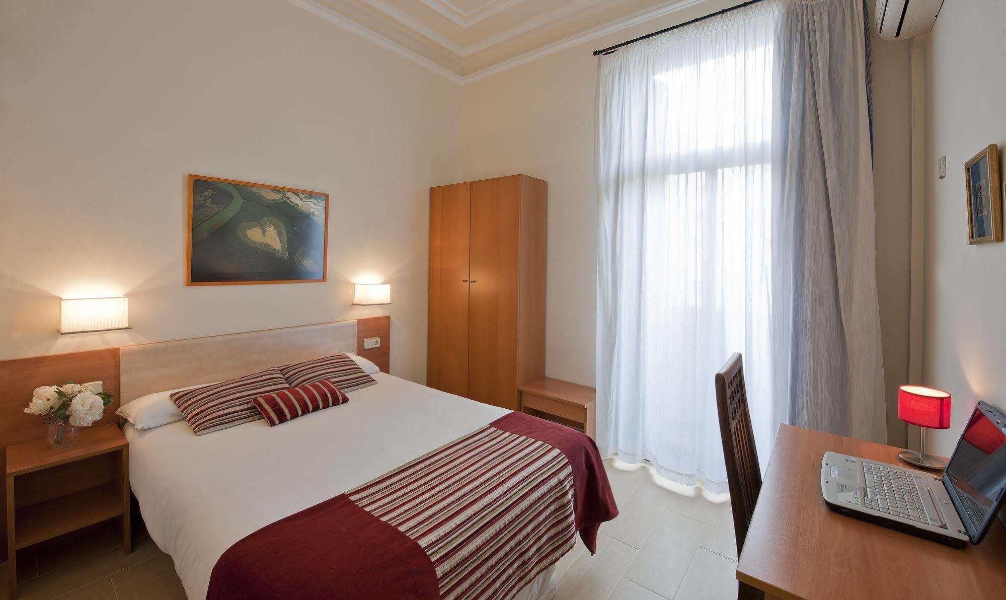 Hostal Central Barcelona Gasthuis 2*